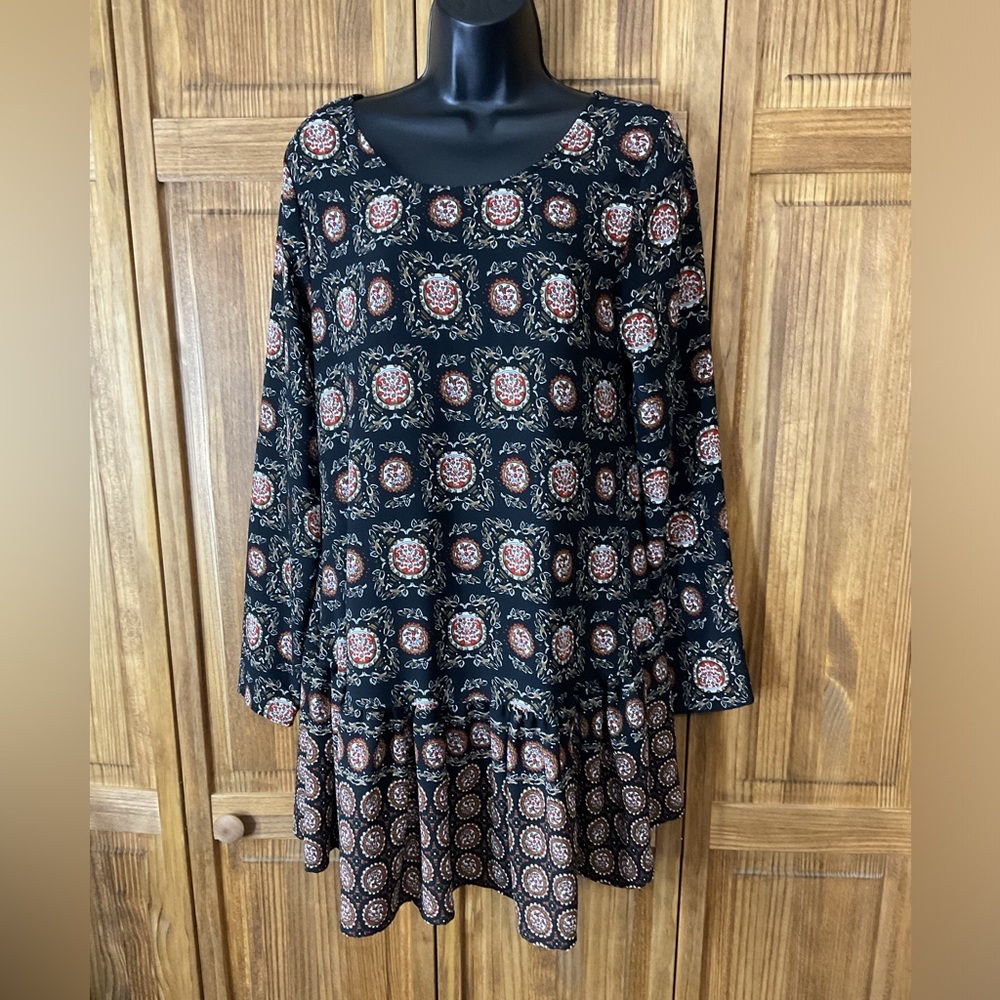 Entro Medallion Print Dress